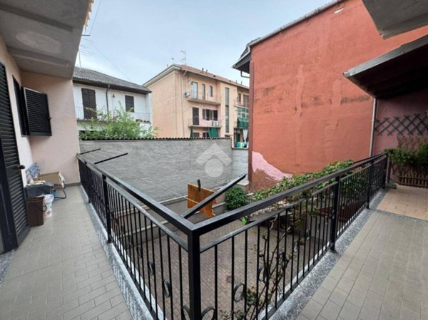 casa indipendente in vendita a Vercelli in zona Centro Città