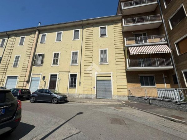 appartamento in vendita a Vercelli in zona Centro Città