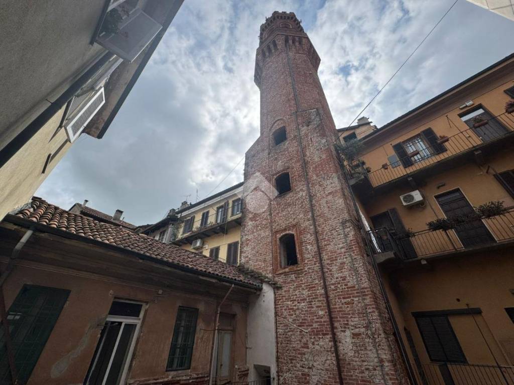 appartamento in vendita a Vercelli in zona Centro Città