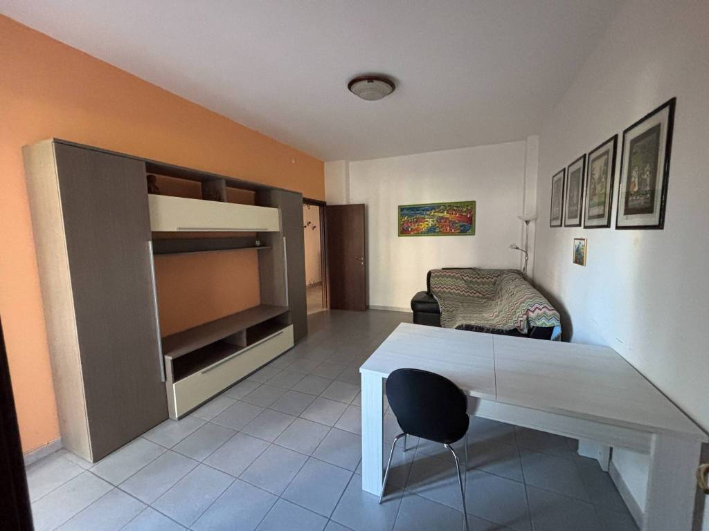 appartamento in vendita a Vercelli in zona Centro Città