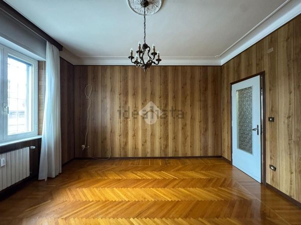 appartamento in vendita a Vercelli in zona Centro Città