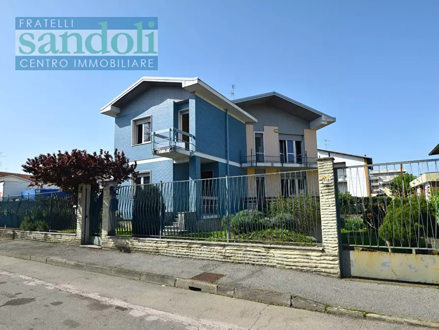 casa indipendente in vendita a Vercelli