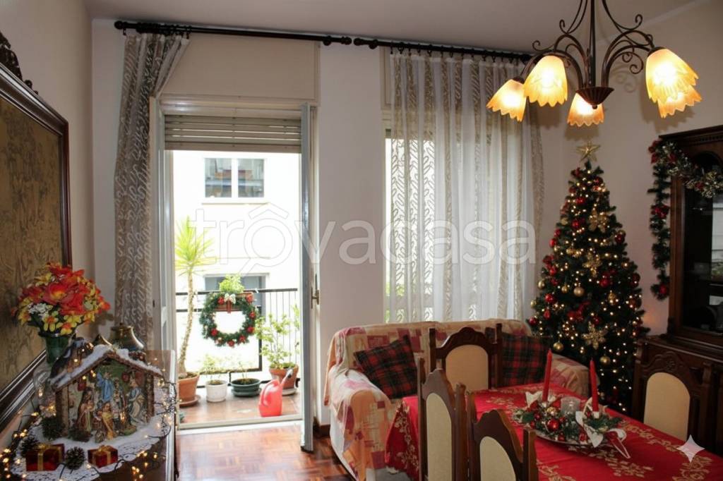 appartamento in vendita a Vercelli in zona Centro Città