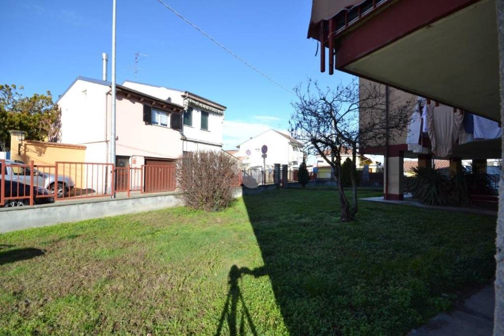 appartamento in vendita a Vercelli in zona Cappuccini