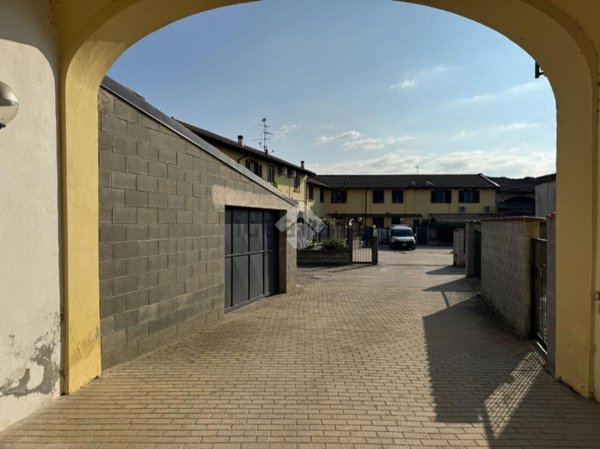 appartamento in vendita a Vercelli in zona Centro Città