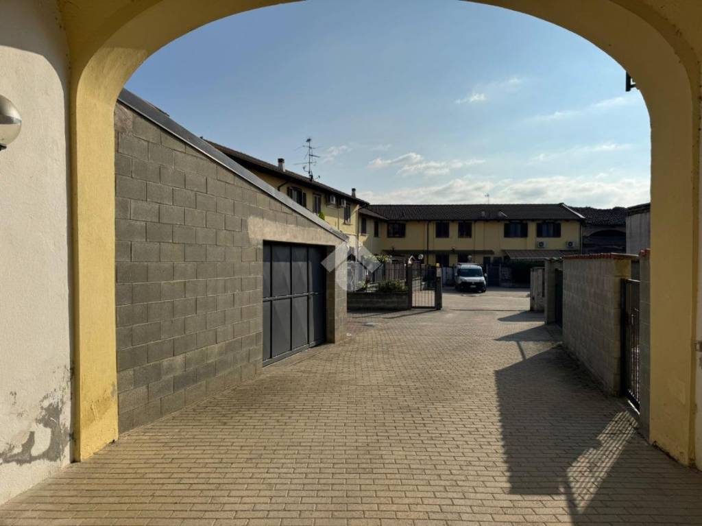 casa indipendente in vendita a Vercelli in zona Centro Città
