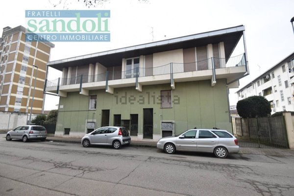 casa indipendente in vendita a Vercelli in zona Via Marco Polo