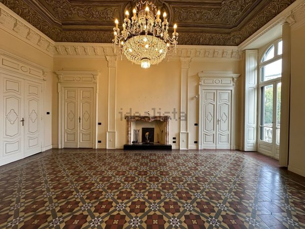 appartamento in vendita a Vercelli in zona Centro Città