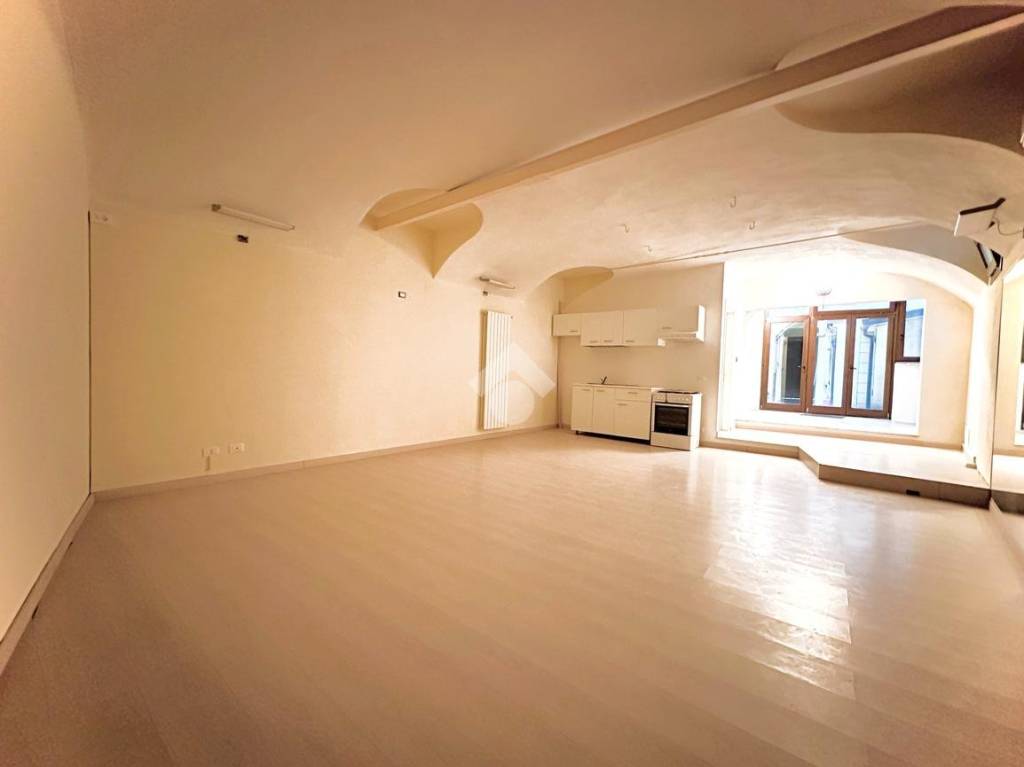 appartamento in vendita a Vercelli