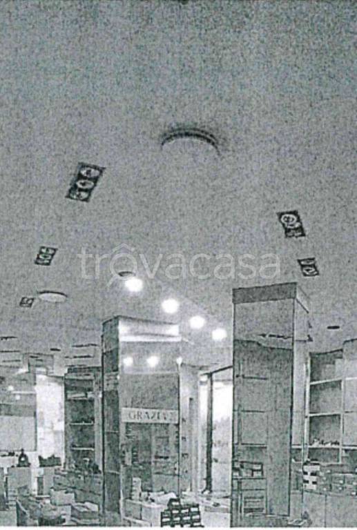 negozio in vendita a Vercelli