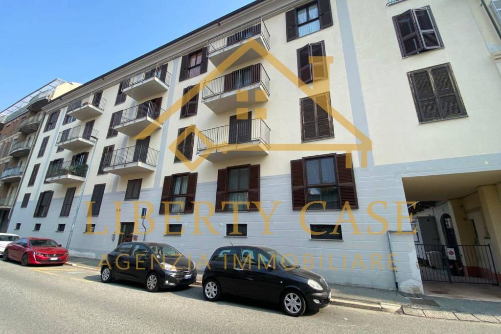 appartamento in vendita a Vercelli in zona Centro Città