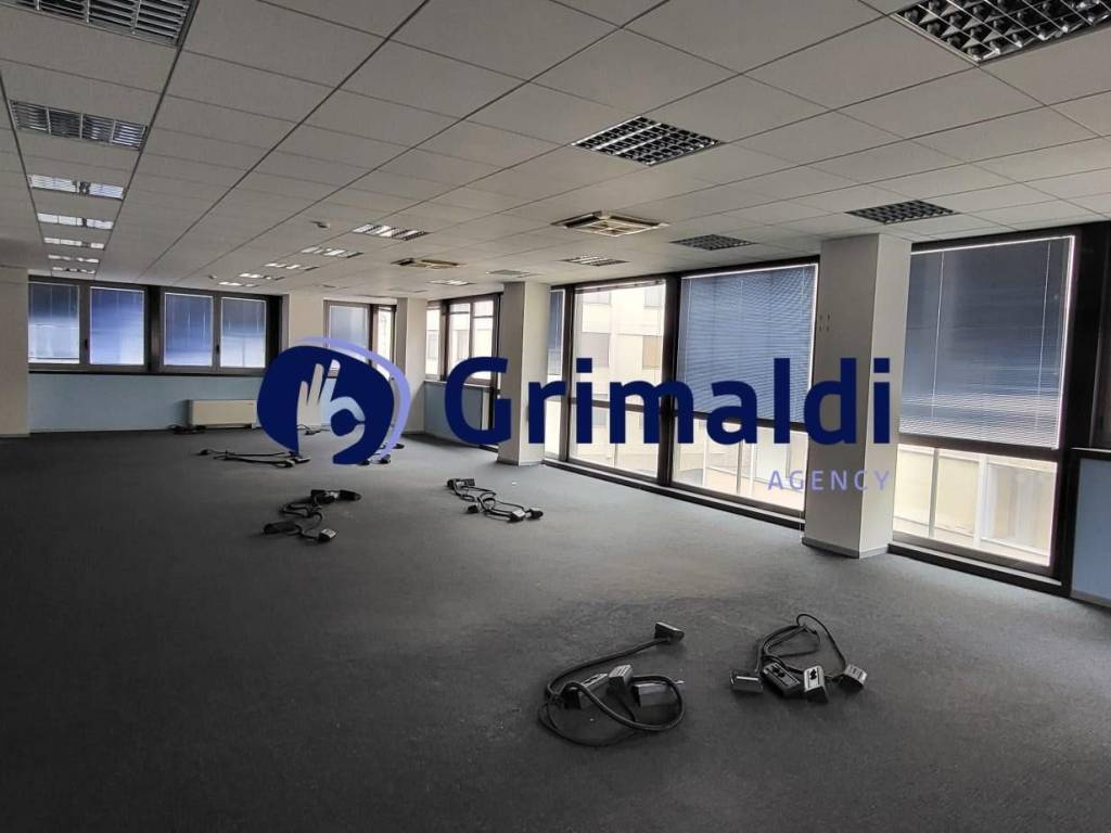 ufficio in vendita a Vercelli in zona Centro Città