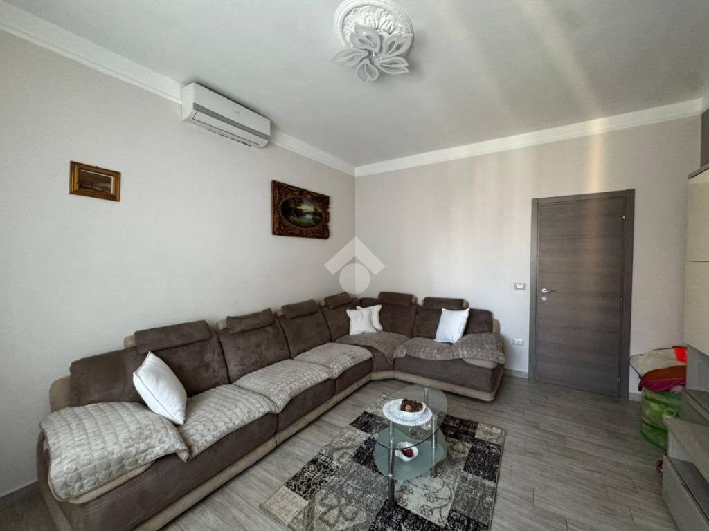 appartamento in vendita a Vercelli in zona Ospedale