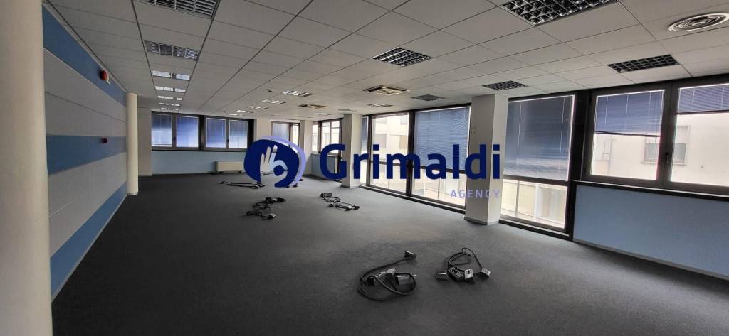 ufficio in vendita a Vercelli in zona Centro Città