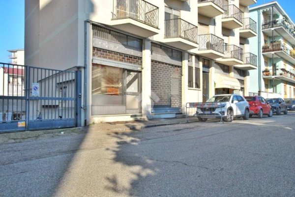 negozio in vendita a Vercelli