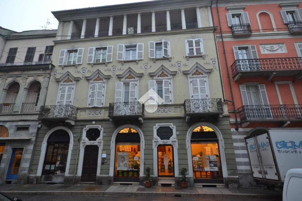 appartamento in vendita a Vercelli in zona Centro Città