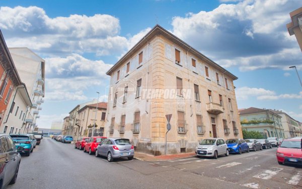 appartamento in vendita a Vercelli in zona Centro Città