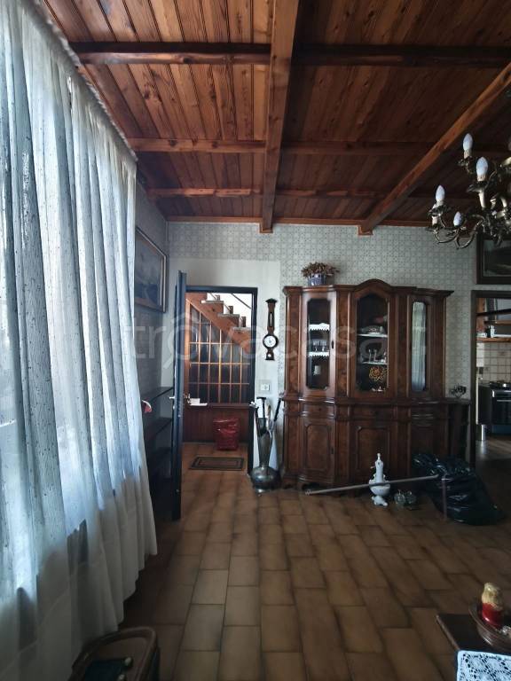 casa indipendente in vendita a Vercelli