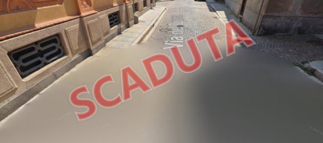 locale commerciale in vendita a Vercelli in zona Centro Città