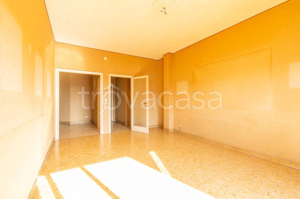 appartamento in vendita a Vercelli in zona Centro Città