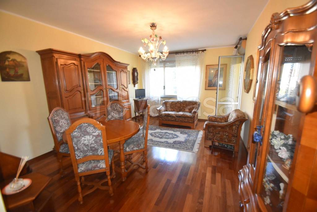 appartamento in vendita a Vercelli in zona Centro Città