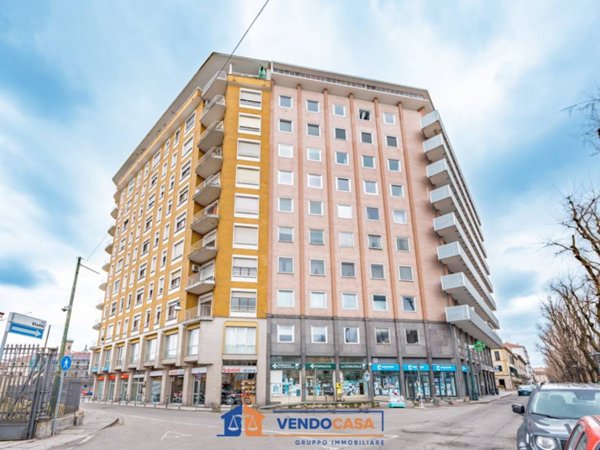 appartamento in vendita a Vercelli in zona Centro Città