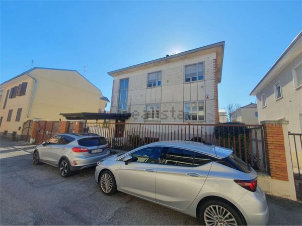 appartamento in vendita a Vercelli in zona Corso Italia