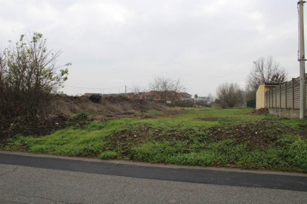 negozio in vendita a Vercelli in zona Cappuccini