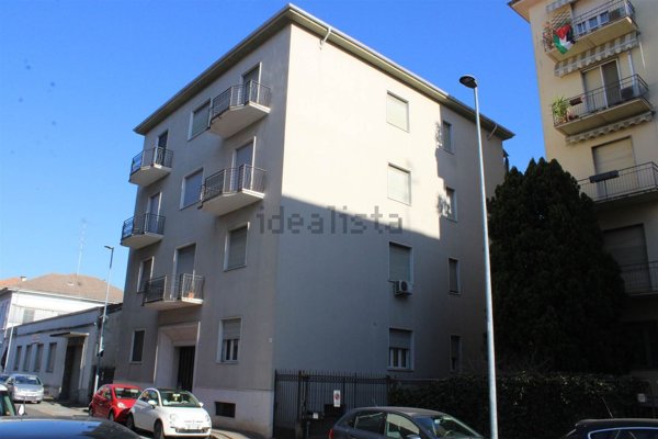 appartamento in vendita a Vercelli in zona Ospedale