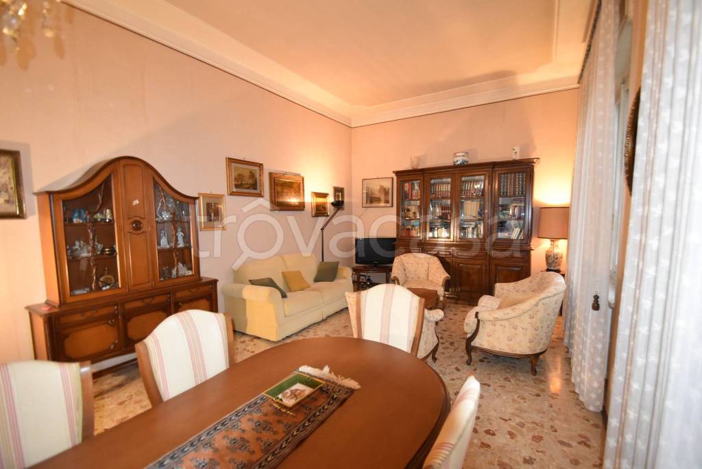 appartamento in vendita a Vercelli in zona Ospedale