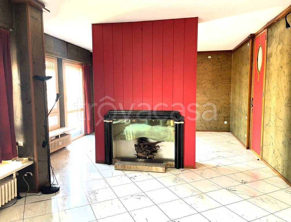 appartamento in vendita a Vercelli in zona Centro Città