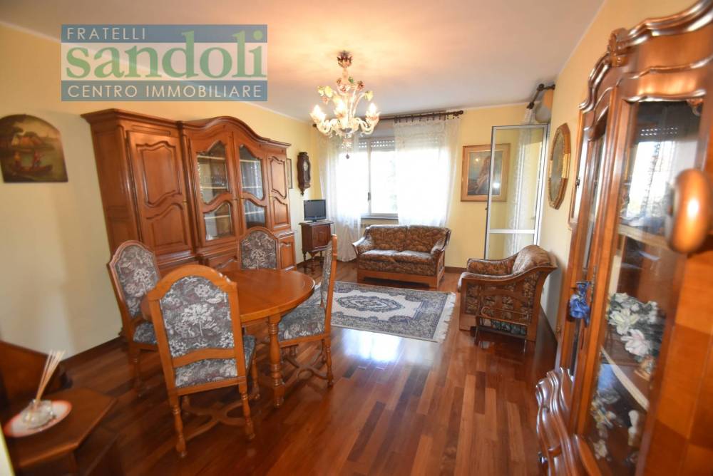 appartamento in vendita a Vercelli in zona Centro Città