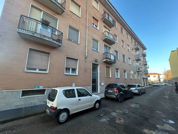 appartamento in vendita a Vercelli in zona Porta Torino