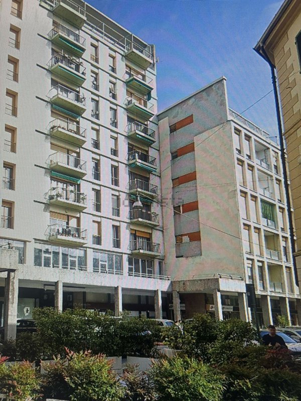 appartamento in vendita a Vercelli in zona Centro Città