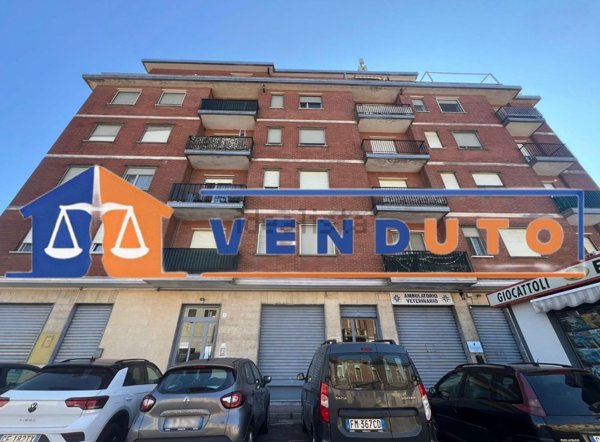 appartamento in vendita a Vercelli in zona Cappuccini