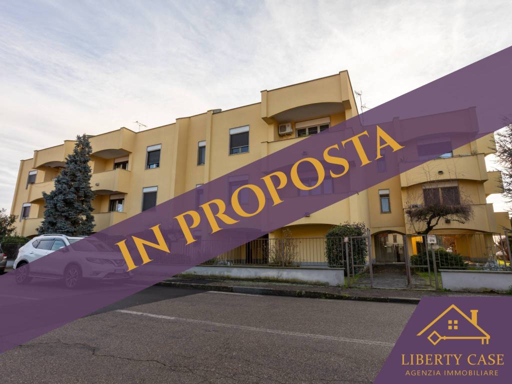 appartamento in vendita a Vercelli in zona Cappuccini