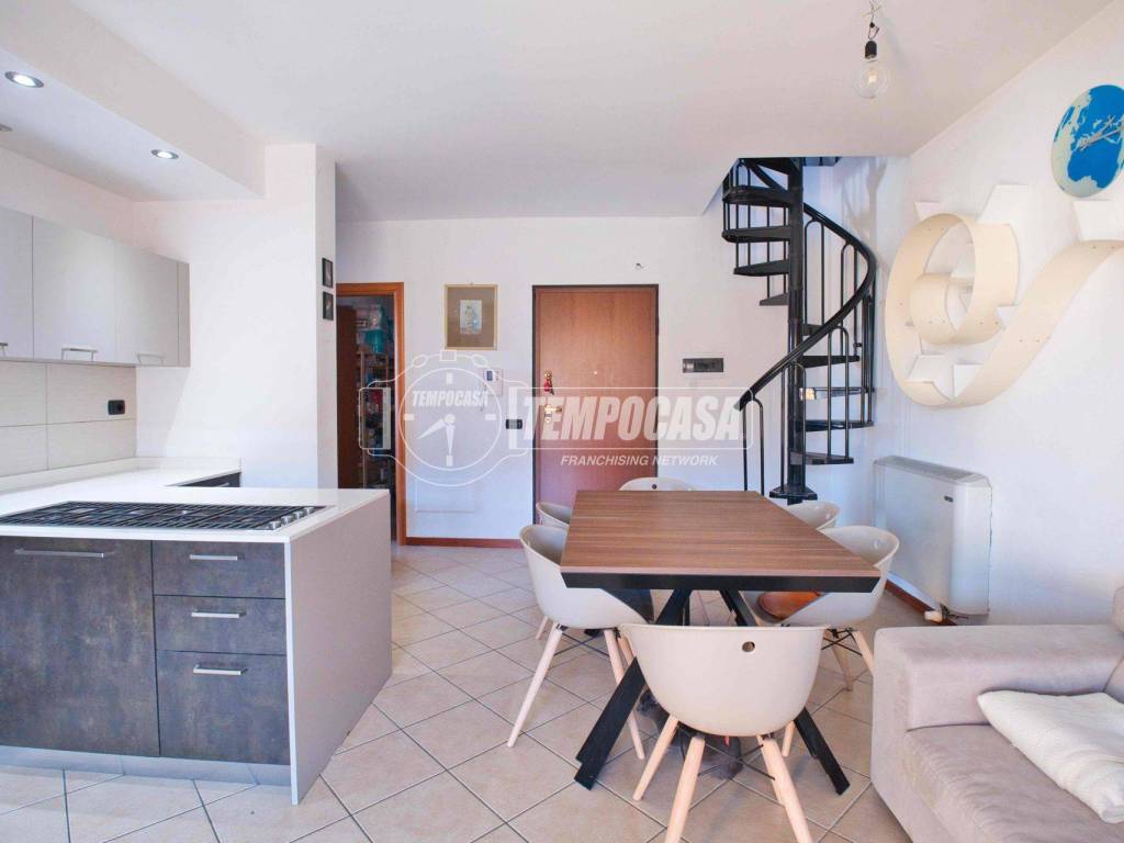 appartamento in vendita a Vercelli