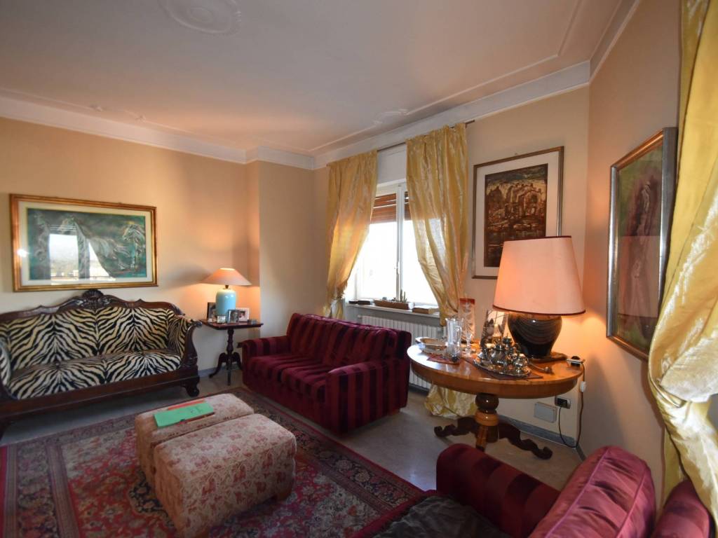 appartamento in vendita a Vercelli in zona Centro Città