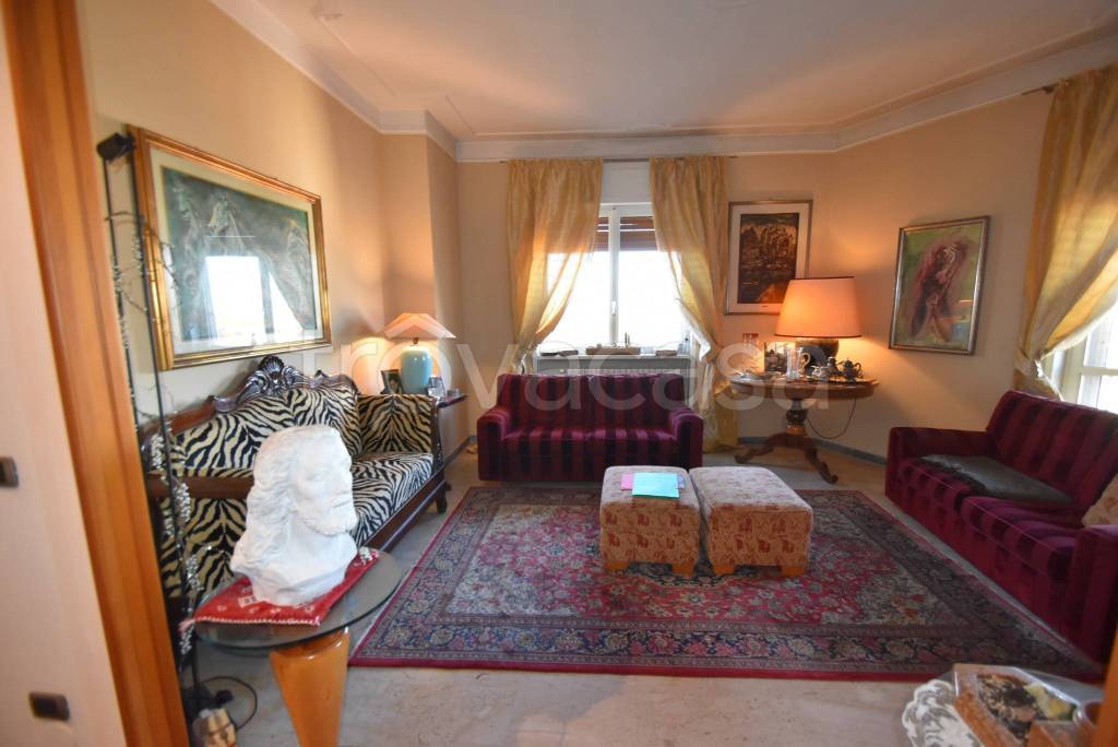 appartamento in vendita a Vercelli in zona Centro Città