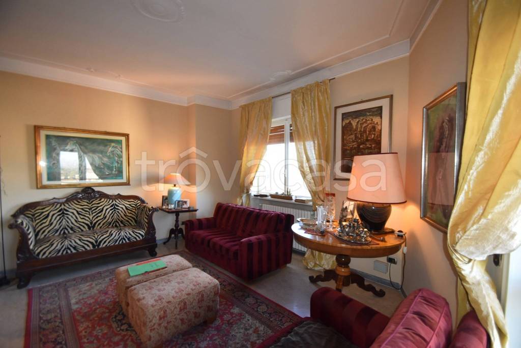 appartamento in vendita a Vercelli in zona Centro Città