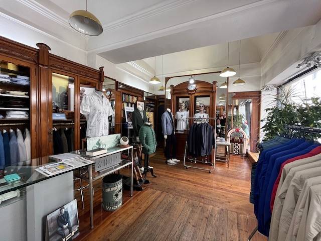 negozio in vendita a Vercelli in zona Centro Città