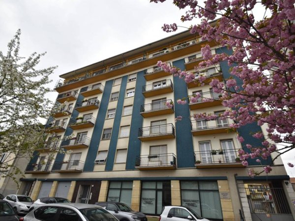 appartamento in vendita a Vercelli in zona Centro Città