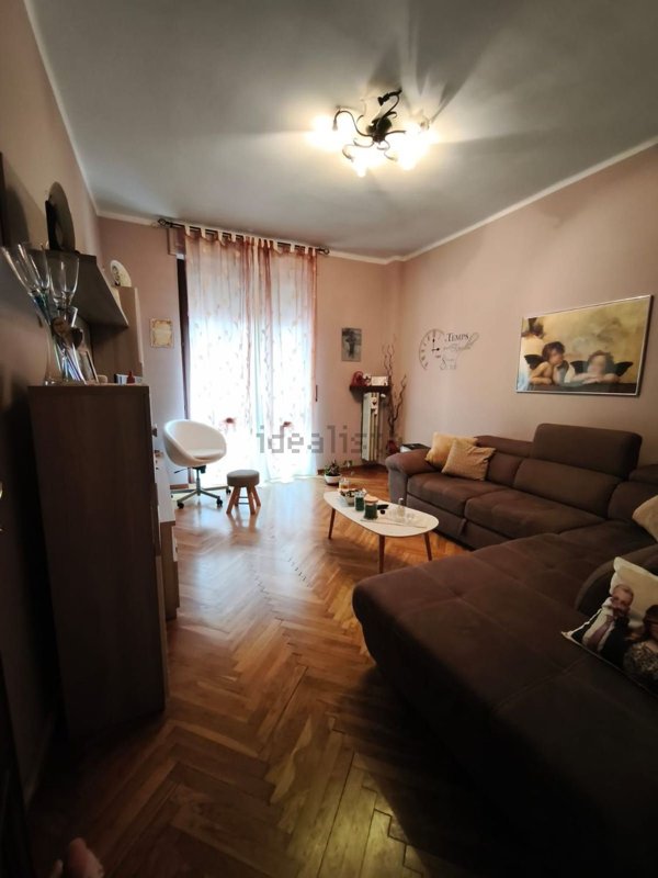 appartamento in vendita a Vercelli in zona Centro Città