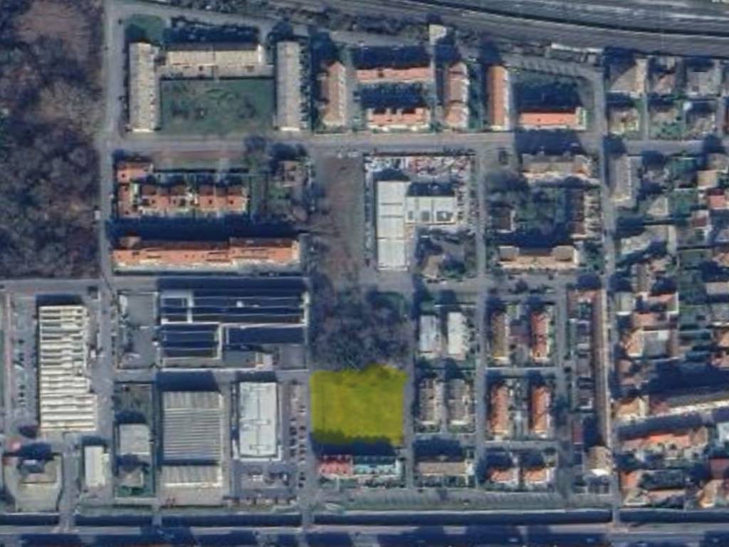 terreno edificabile in vendita a Vercelli in zona Porta Torino