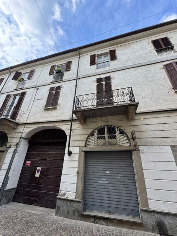 appartamento in vendita a Vercelli in zona Centro Città