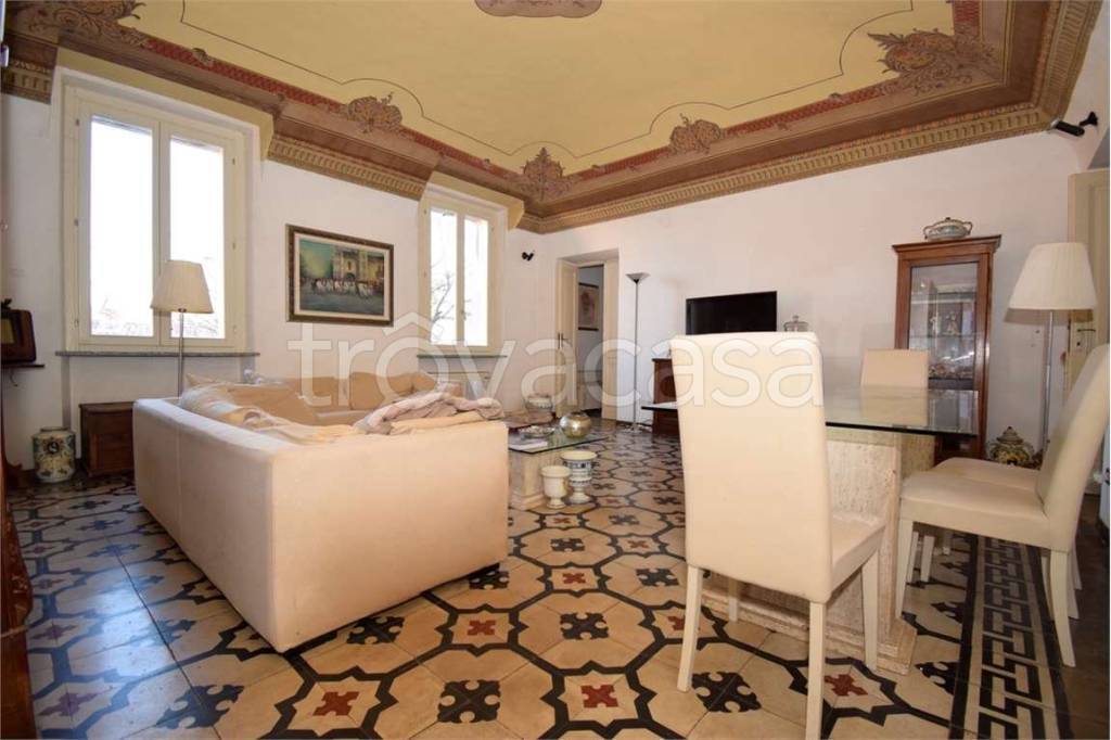 appartamento in vendita a Vercelli in zona Centro Città