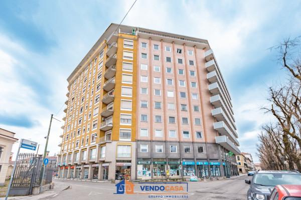 appartamento in vendita a Vercelli in zona Centro Città