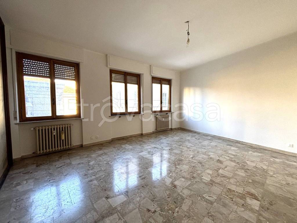 appartamento in vendita a Vercelli in zona Centro Città