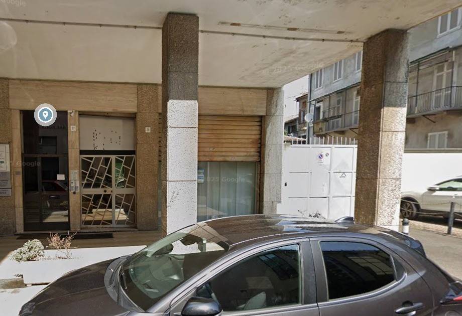 negozio in vendita a Vercelli in zona Centro Città