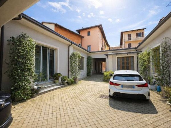 appartamento in vendita a Vercelli in zona Centro Città